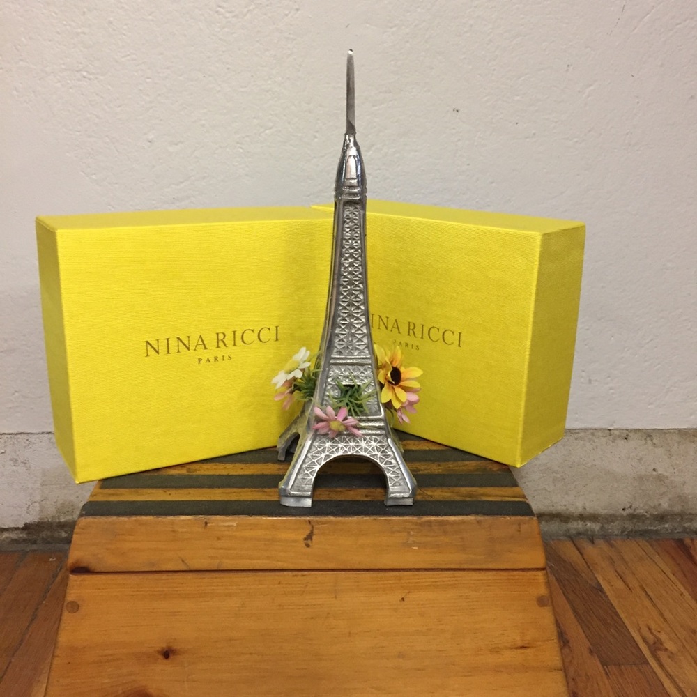 Nina Ricci Paris Gift Boxes